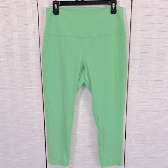 Lululemon Align High Rise Crop - Picture 2 of 11